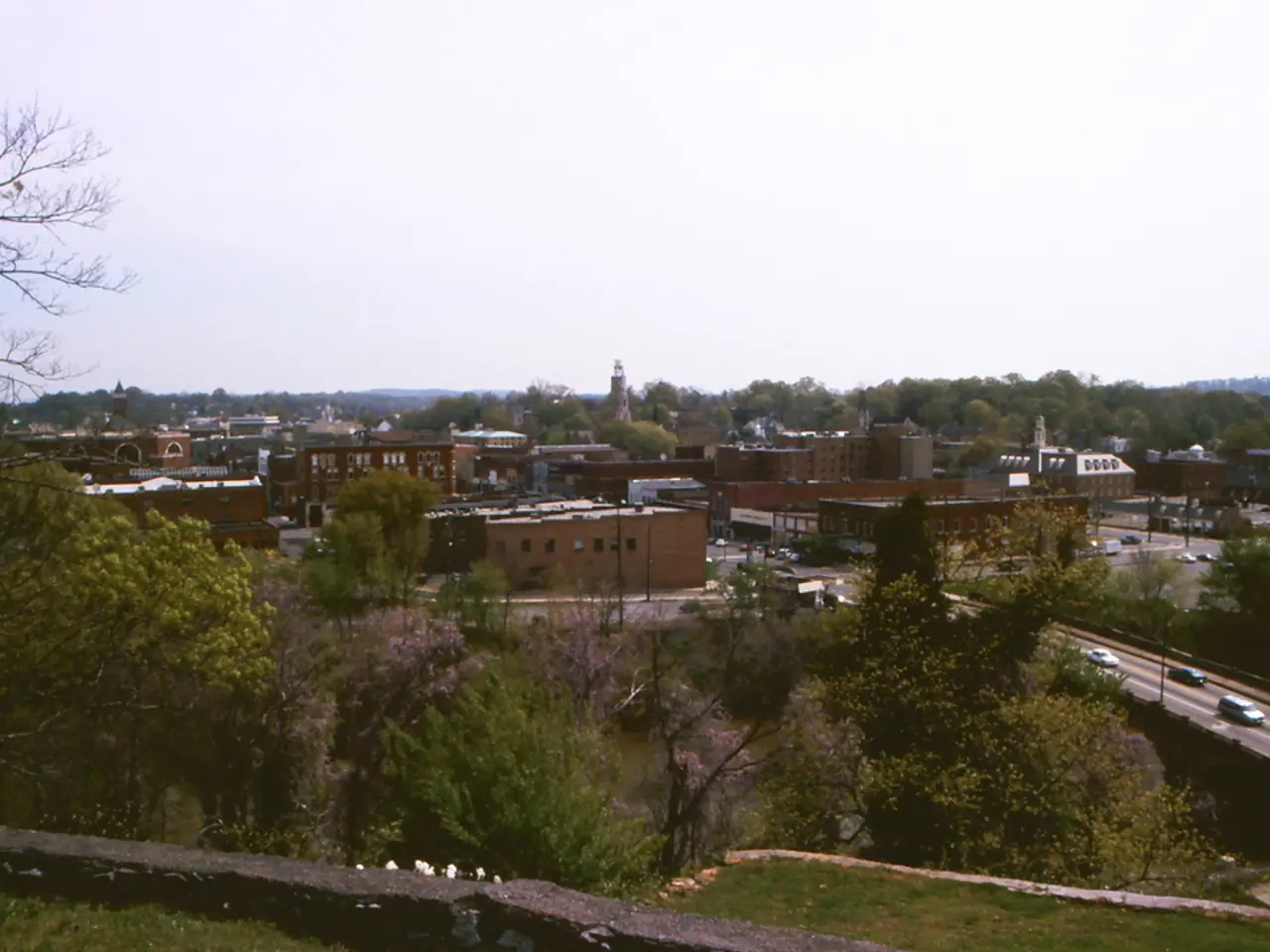 Residents of Berlin voice concerns over escalating rent prices and deficient city infrastructure