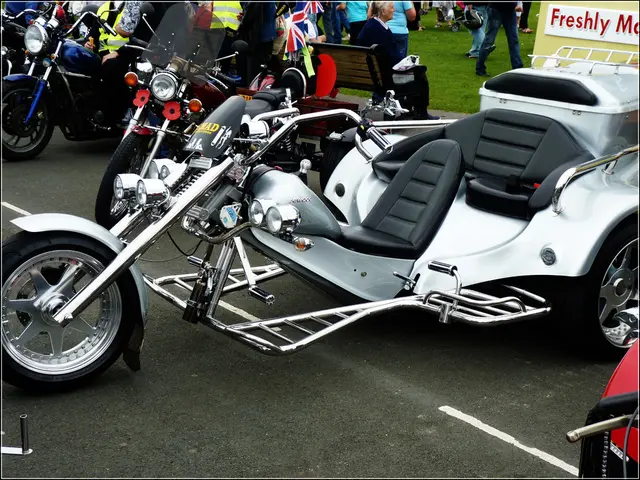 Cycling fraternity isn't complete without including plus-sized African American females.