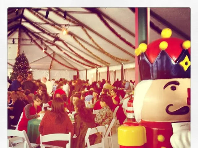 Celebrating Christmas in a Motorhome or Camper: 25 Exciting Ideas for Holiday Fun on Wheels