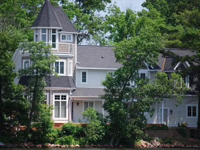 5 Outdoor Puzzles Promoting Analytical Reasoning and Practical Knowledge Development