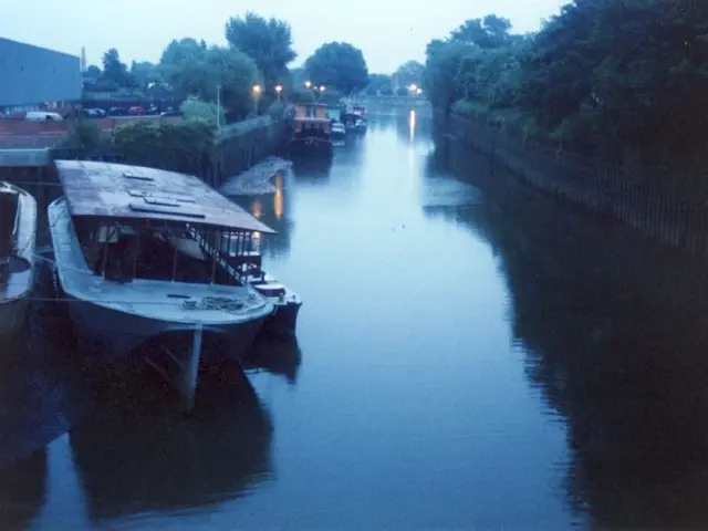 Top 15 Stunning Waterways in the United Kingdom: Lakes, Rivers, and Canals
